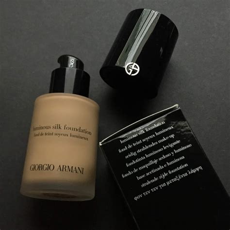 giorgio armani silk foundation review